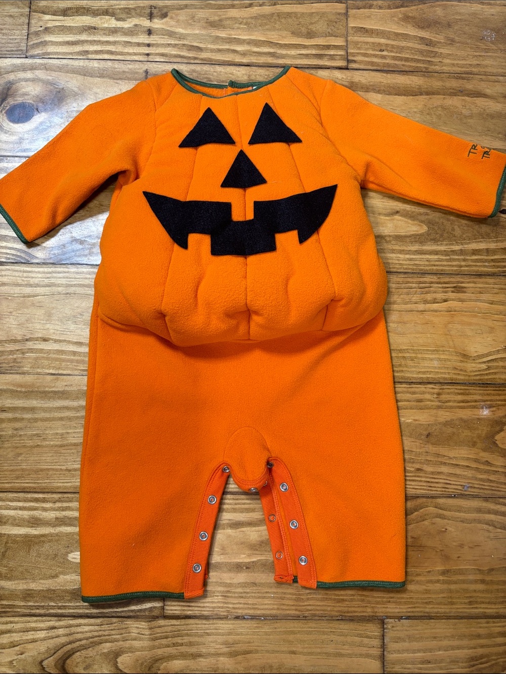 Baby Gap Infant 6-12 Months Halloween Pumpkin Suit